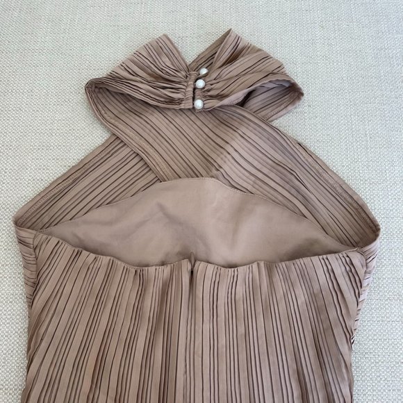 Claude Pleated Ona Top Brown Halter Size XS - Picture 5 of 8